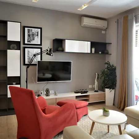 Apartment Haris No.2 *