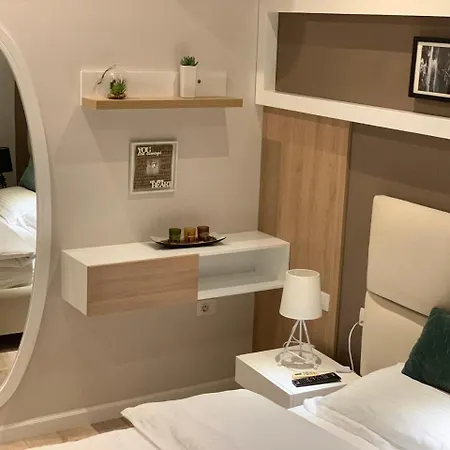 Haris No.2 Apartment *